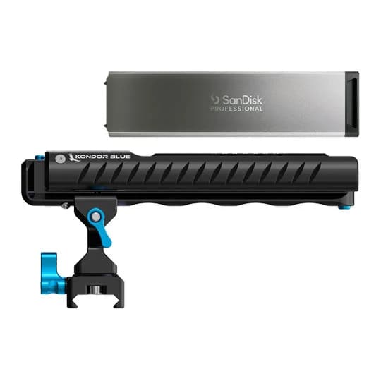 SanDisk 4TB PRO-BLADE SSD Mag With Kondor Blue Handle