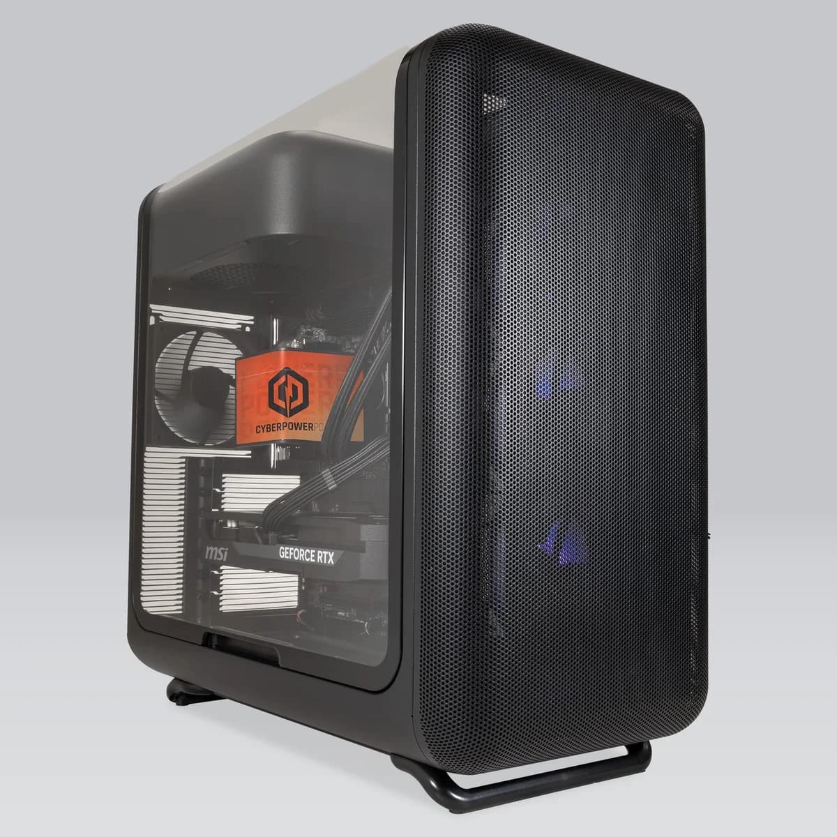 CyberPowerPC Ultra R77 Elite Gaming PC